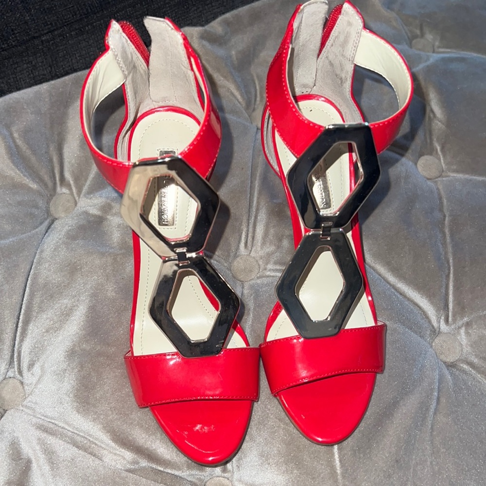BCBG Red pumps